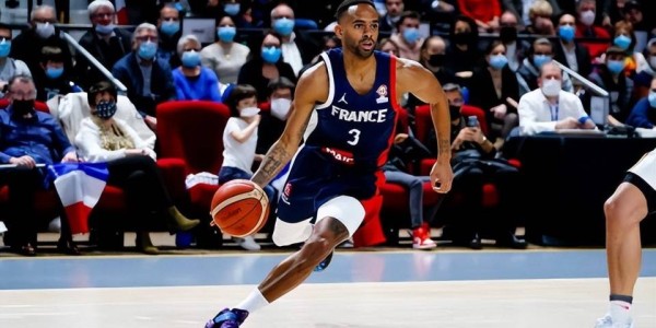 前快船次轮秀将加盟法甲联赛豪门，已经31岁的他依然状态不错？