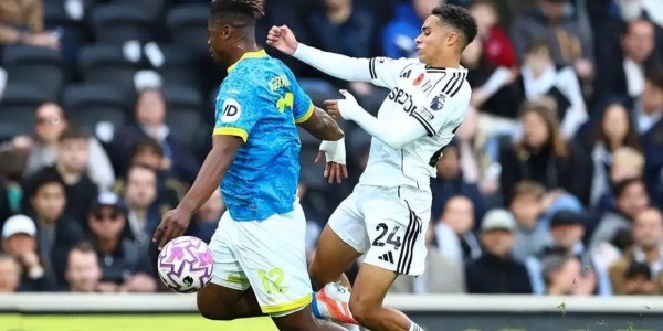 开局5连败＋近期3连败＋10轮不胜＋英超唯一一支不胜队伍！